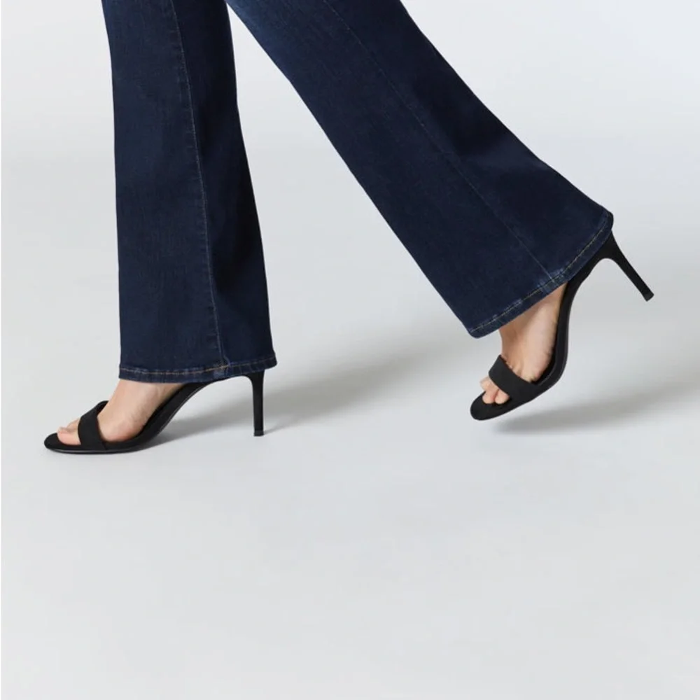 Mavi Bella Low Rise Slim Boot -Cut Jeans NWT - Picture 4 of 12